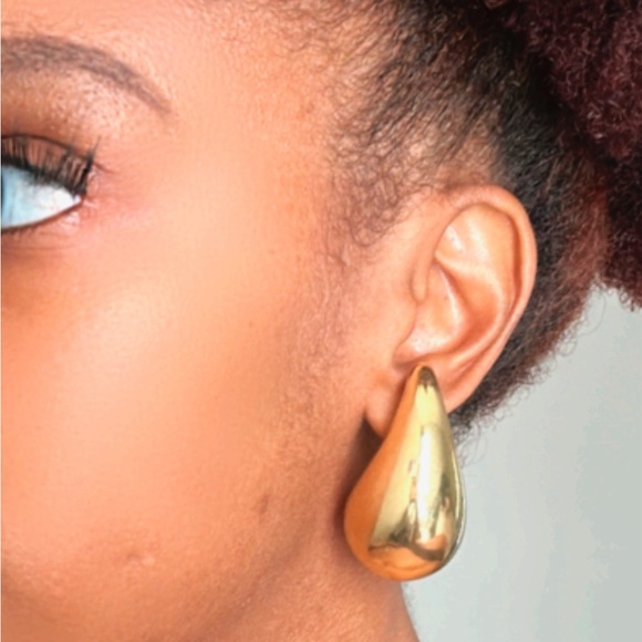 Gold Oversized Chunky Tear Drop Earrings - Picture 4 of 6